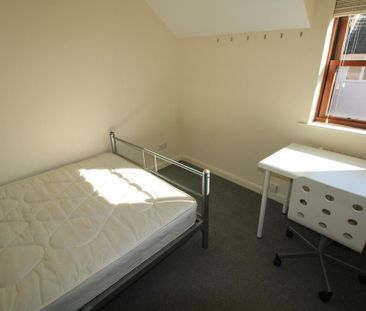 6 bedroom townhouse to rent - Photo 6