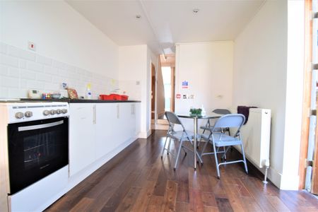 Room in a Shared House, Rucklidge Avenue, NW10 - Photo 2