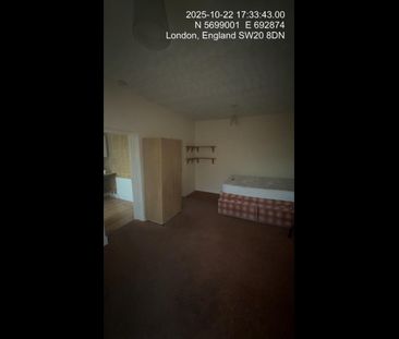 Studio Flat, Kingston Road, SW20 - Photo 1