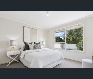 Hi, I’m comfortable, convenient living in the heart of Christies Downs - Photo 3