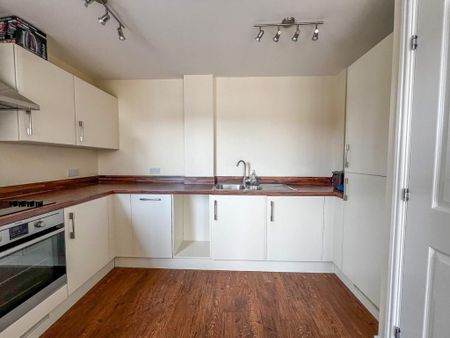 2 bedroom apartment to rent - Photo 5
