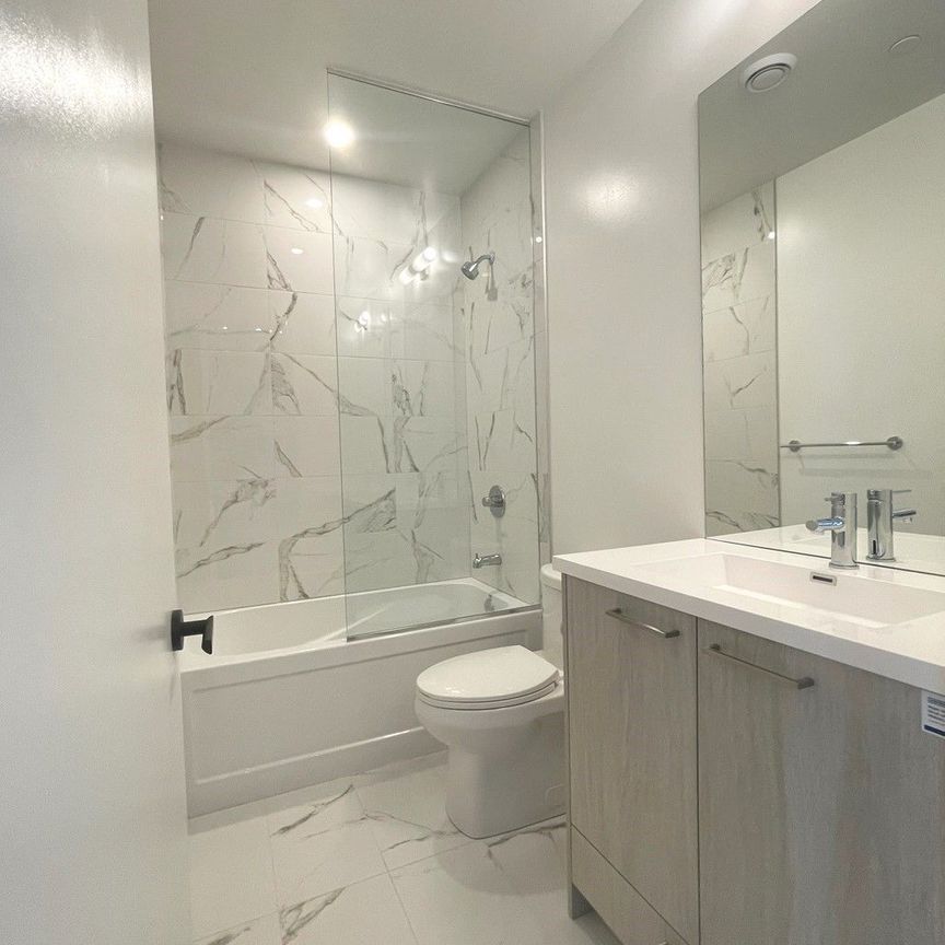 For Lease - 28 Interchange Way N/A Unit# 3102, Vaughan, Ontario - Photo 1