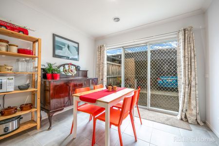 33 Festival Street, Diggers Rest, VIC 3427 - Photo 2