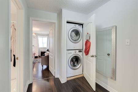 For Lease - 202 Whiltshire Avenue, Toronto, Ontario - Photo 3