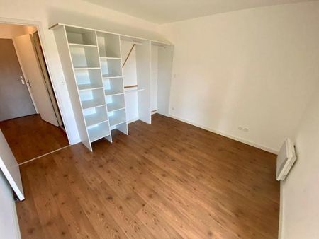 Location Appartement 2 pièces 40m² TOURLAVILLE 50110 - Photo 5