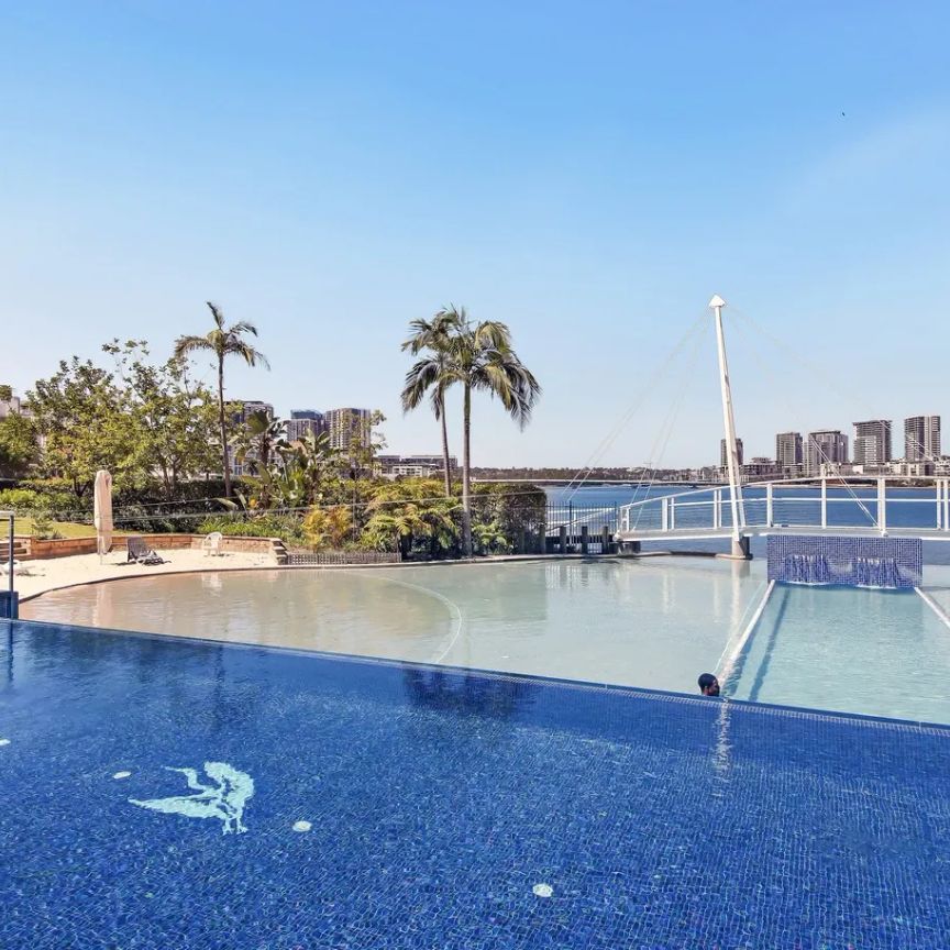 Huge Terrace & Big Bay Views - Photo 2