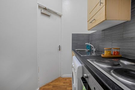 9 BROOKFIELD ROAD Leeds - LS6 4EJ - Photo 5