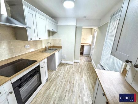 2 bedroom terraced house to rent - Photo 5