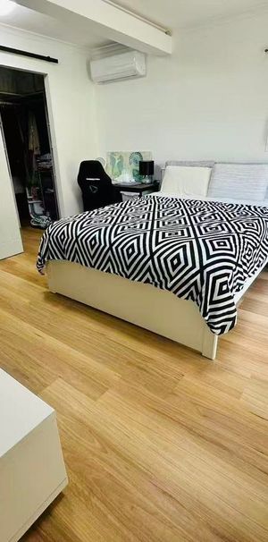 Carlingford New Renovated Master Room With Separate Access & Privacy - Photo 1