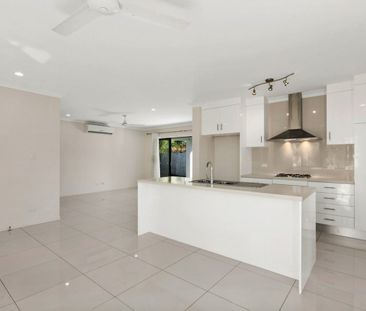 Family Home on Large Corner Block - Photo 6