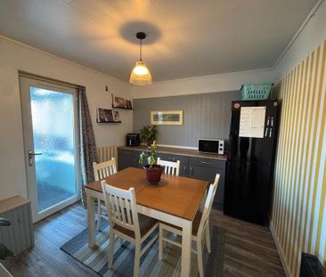 3 bedroom terraced house to rent - Photo 4