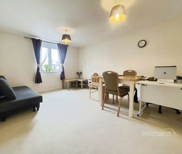 2 bedroom maisonette to rent - Photo 4