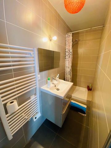 Location Appartement 2 pièces 34m² NICE 06000 - Photo 5