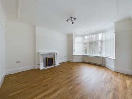 Rolleston Drive, Wallasey, 4 bedroom, House - Semi-Detached - Photo 3