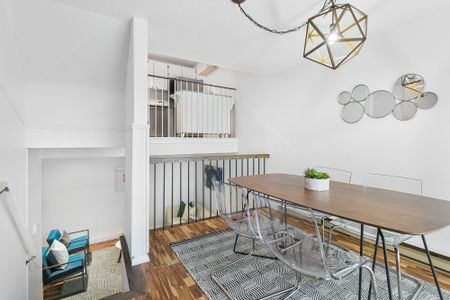 For Lease - 1666 Queen Street Unit# Th24, Toronto, Ontario - Photo 2