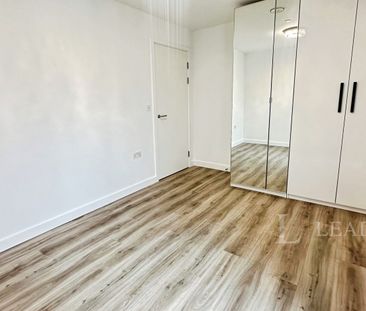 2 bedroom flat to rent Calibra Court -2-Bed Top Floor Flat-Allocate... - Photo 4