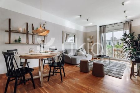 Apartamento de alquiler en Passeig de Sant Joan, El Camp d'en Grassot i Gràcia Nova - Photo 2