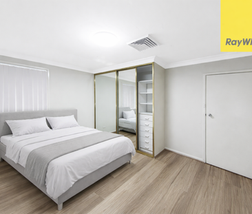 Freshly Renovated Family Haven in the Heart of Toongabbie - Photo 3