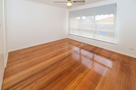 Spacious 2-bedroom property - Photo 4