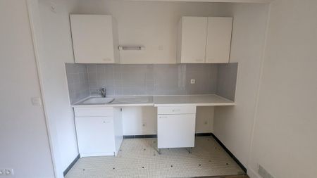 location Appartement T1 DE 26m² À PARIS 15 - Photo 3