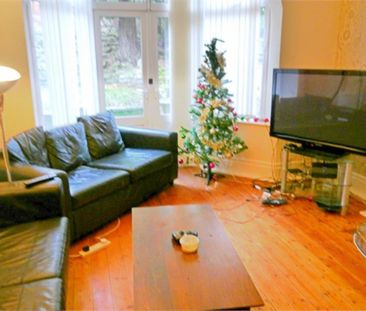 7 Bedroom Shared House - Photo 1