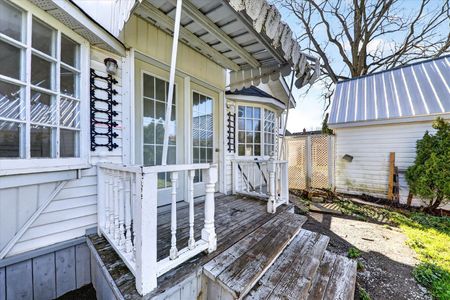 For Lease - 61 Adelaide Street, Kawartha Lakes, Ontario - Photo 4