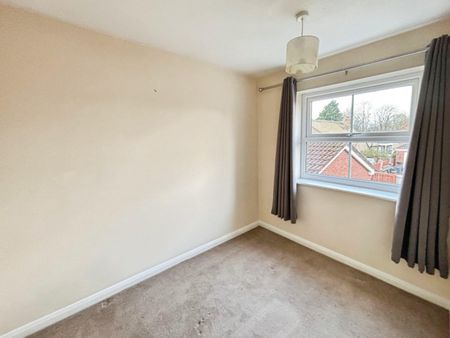 3 bedroom House To Let - Photo 2