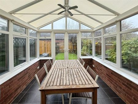 3 bedroom terraced house to rent - Photo 4