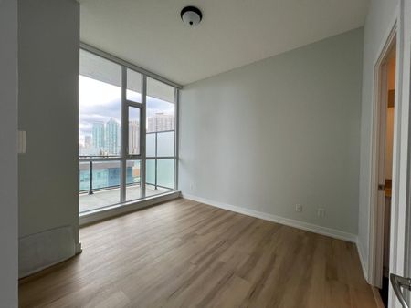 For Lease - 4070 Confederation Parkway Unit# 703, Mississauga, Ontario - Photo 3