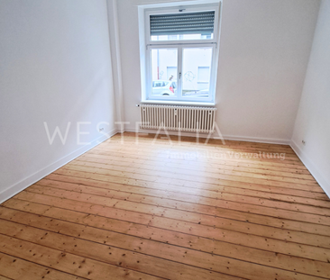 Moderne Altbauwohnung mit eigener Terrasse - Photo 2