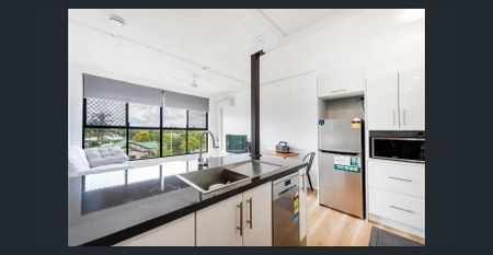 Fully Furnished Unit - Photo 5