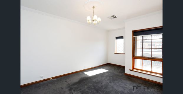 Stylish, Spacious & Perfectly Positioned in North Adelaide! - Photo 1