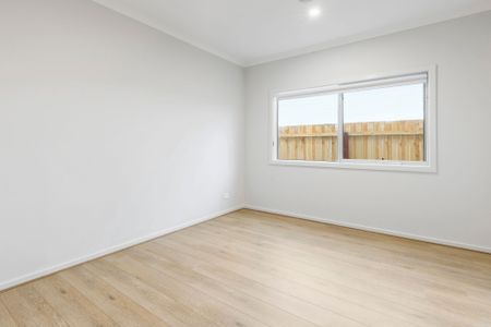 Brand New Family Home - Photo 3