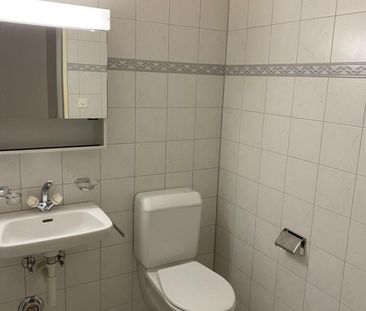 Helle und gemütliche Wohnung mit Balkon - Photo 2