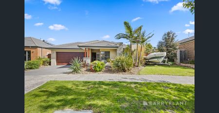 Spacious Family Living in the Heart of Arena Estate - Photo 5