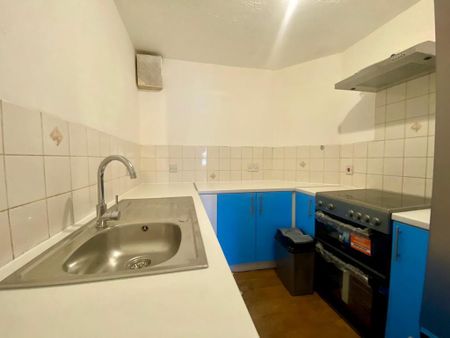 1 bedroom flat to rent - Photo 2