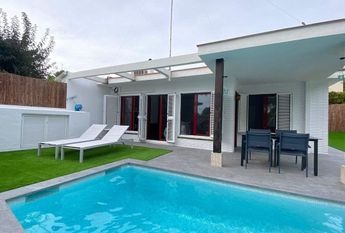 Sitges, Catalonia 08870