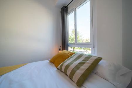 Calle Doctor Juan José Dominé, Valencia, Valencian Community 46011 - Photo 5