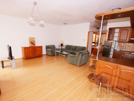 Dwupokojowe mieszkanie z balkonem, duże - 60 m2! - Photo 1