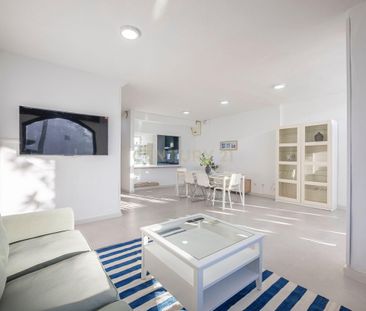 Casa adosada de alquiler en Avenida de las Golondrinas, 46, Atalaya... - Photo 1