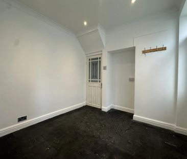Commercial Street, Beddau, Pontypridd - Photo 2