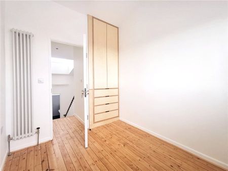 Pittville Gardens, London, SE25 4DJ - Photo 2