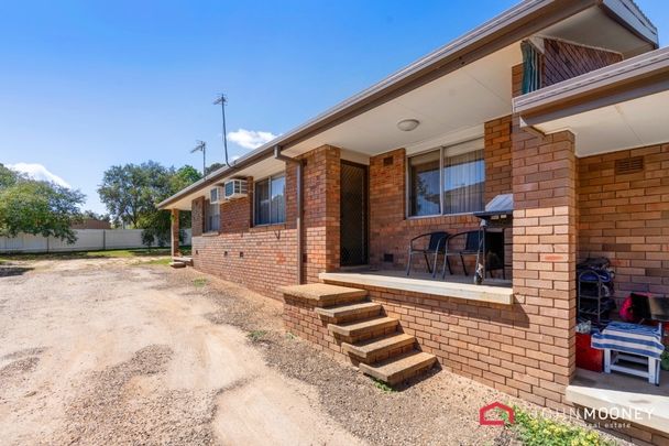 3 / 15 Nordlingen Drive Tolland NSW 2650 - Photo 1