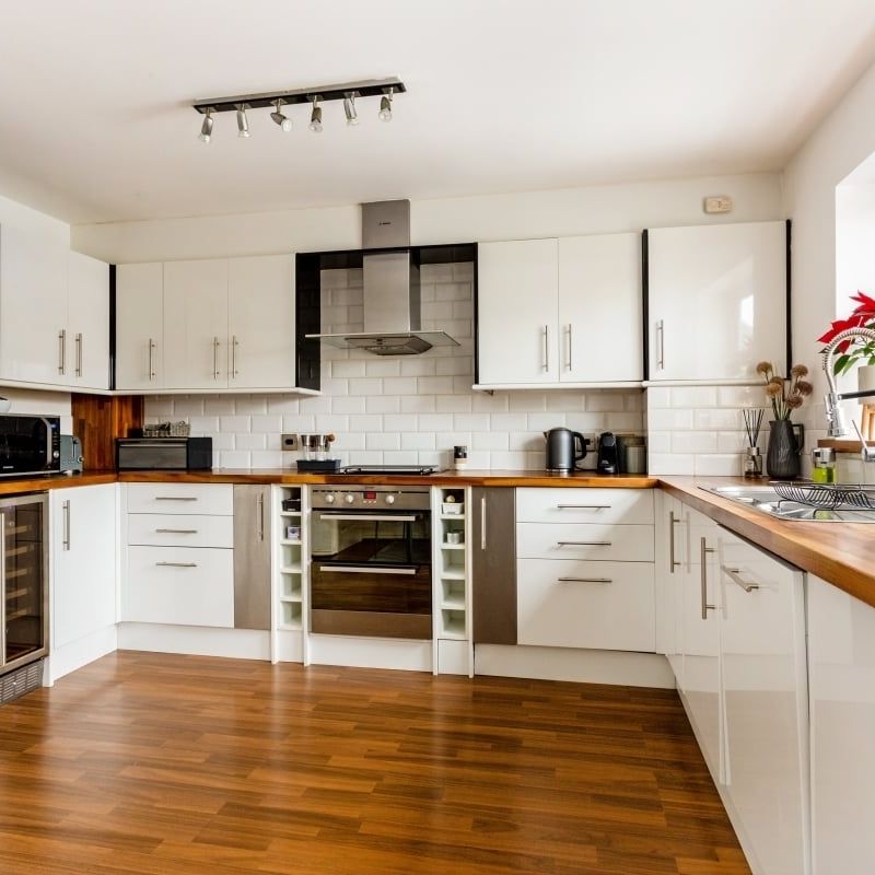 4 bedroom terraced house to rent - Photo 1