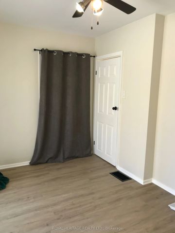 900 Ellesmere Avenue #Upper - Photo 4