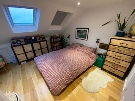 4 Bed Terraced House, Ashlin Road, E15 - Photo 5