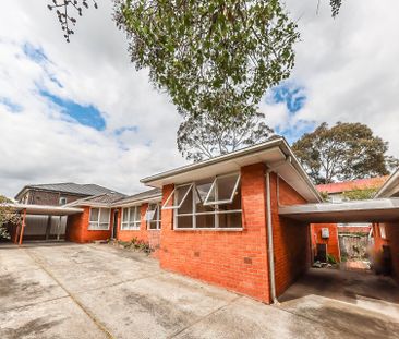 Modern Comforts in a Peaceful, Tree-Covered Locale - Photo 4
