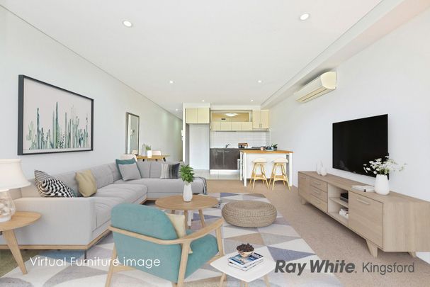 Modern Two Bedroom Apartment with Parking and Balcony - - Photo 1