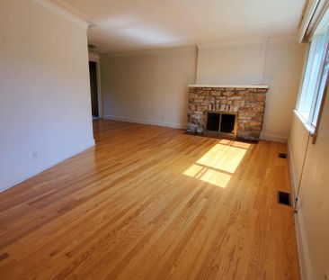 For Lease - 149 PLEASANT PARK Road, Alta Vista and Area, Ontario - Photo 5