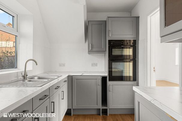 3 bedroom semi-detached house to rent - Photo 1